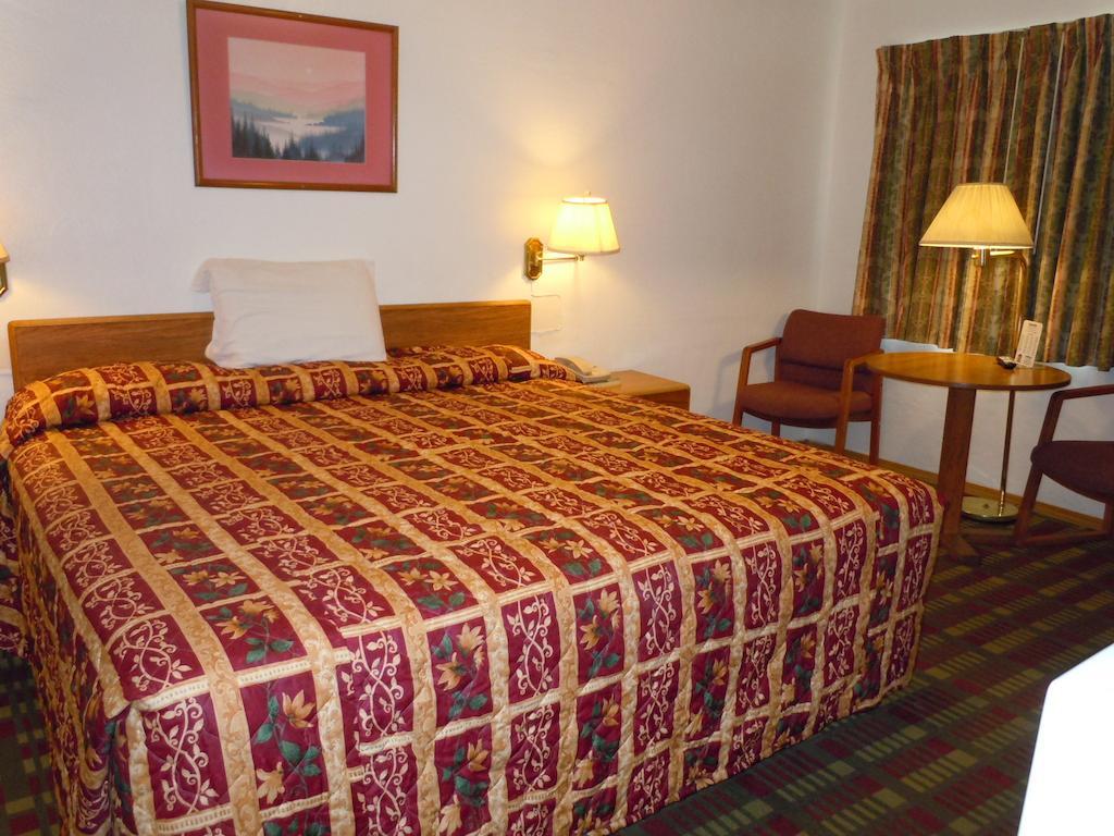 فالون Value Inn الغرفة الصورة